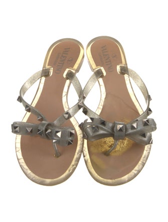 Valentino Rockstud Accents Rubber Slides
