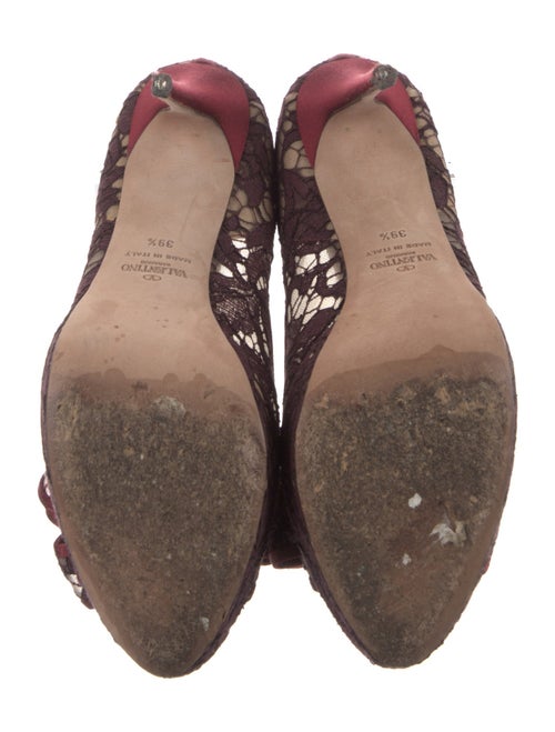 Valentino Lace Lace Pattern Pumps