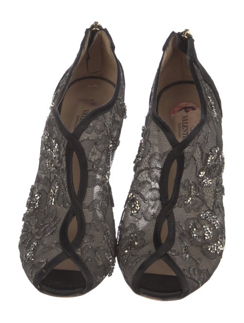 Valentino Lace Lace Pattern Pumps