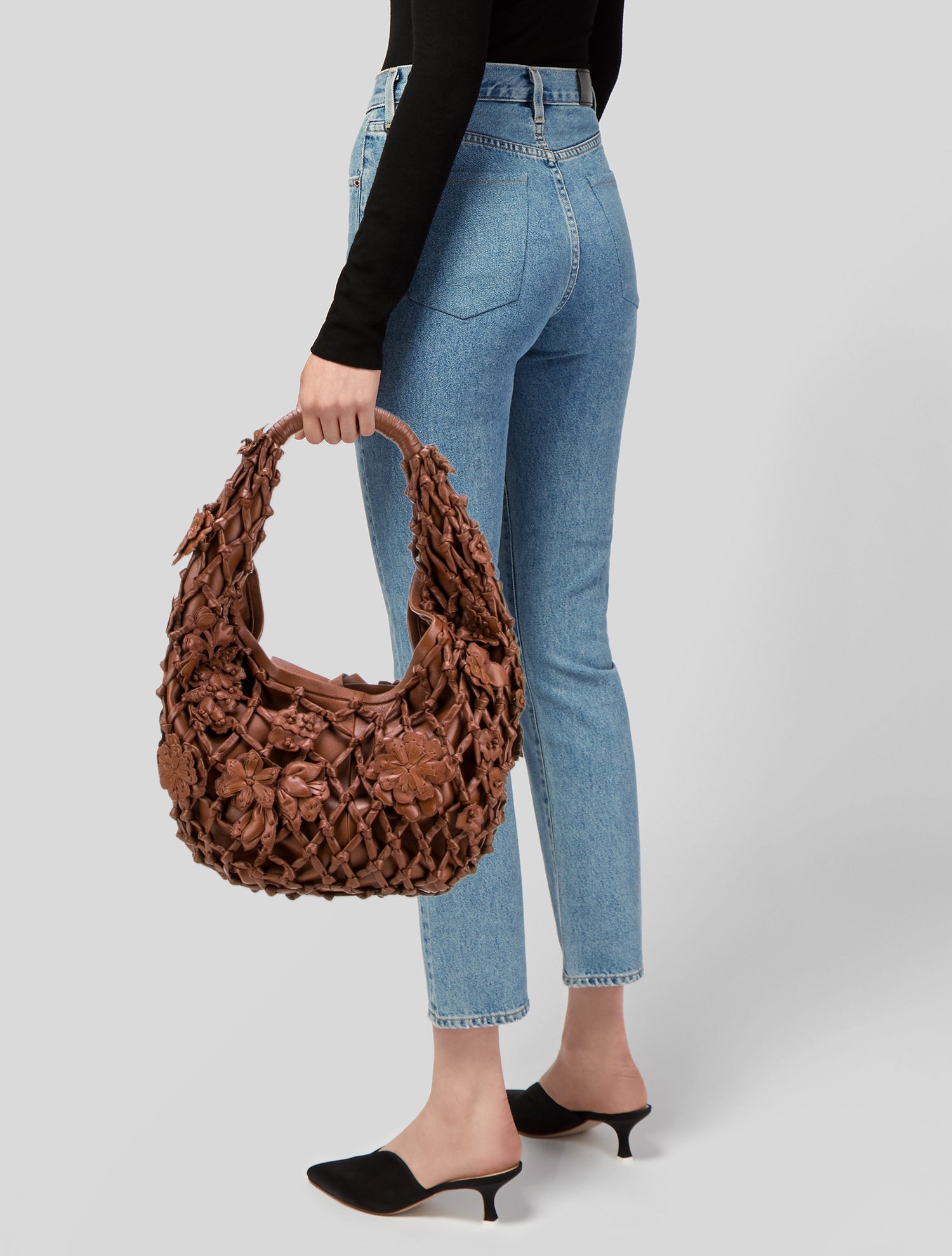 Valentino Leather Garavani Atelier Lace 06 Edition