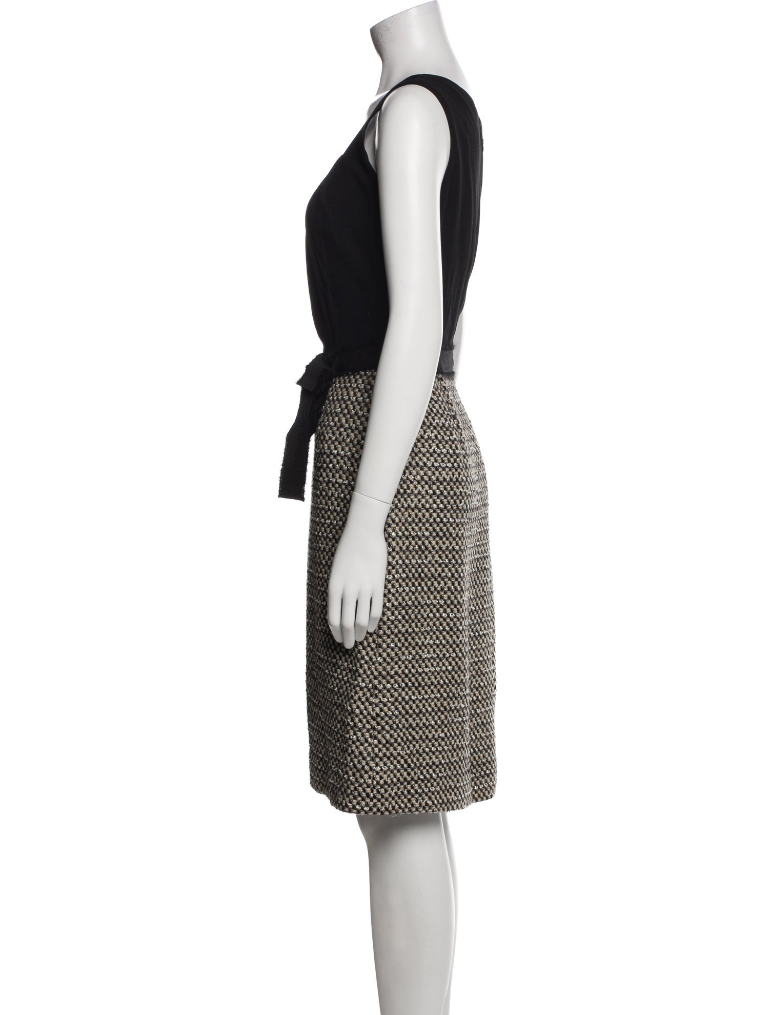 Valentino Virgin Wool Knee-Length Dress