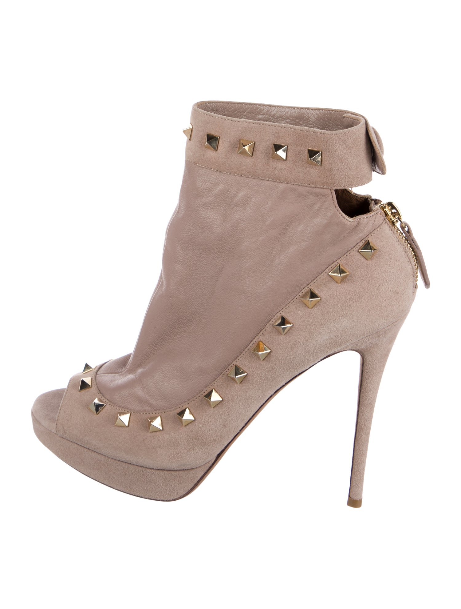 Valentino Rockstud Accents Suede Pumps