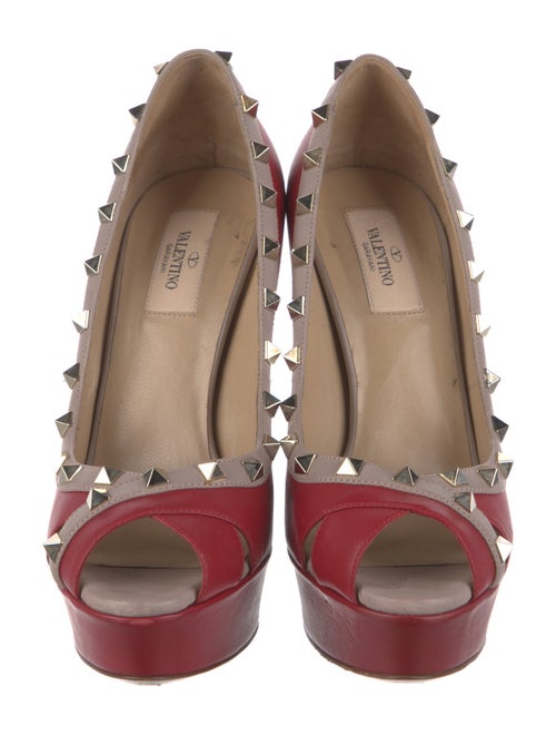 Valentino Rockstud Accents Leather Pumps
