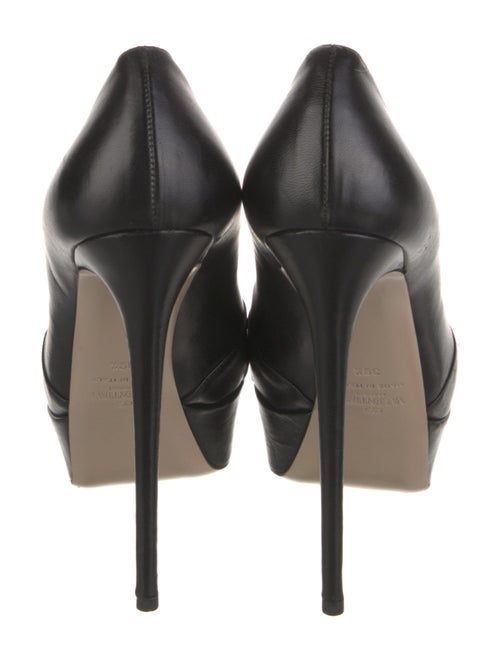Valentino Rockstud Accents Leather Pumps