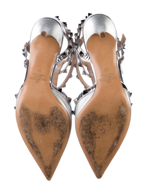 Valentino Rockstud Accents Leather Pumps
