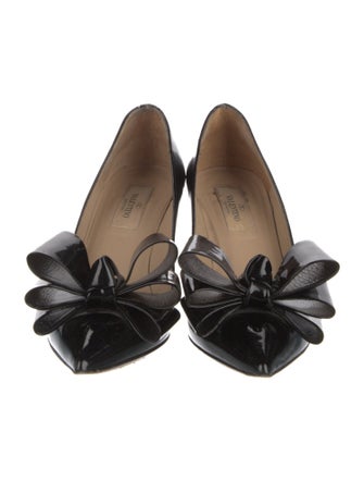 Valentino Patent Leather Bow Accents Pumps