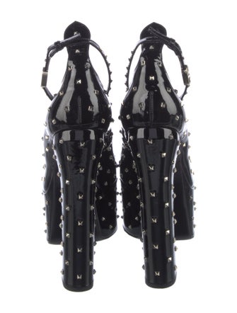 Valentino Rockstud Accents Patent Leather Pumps