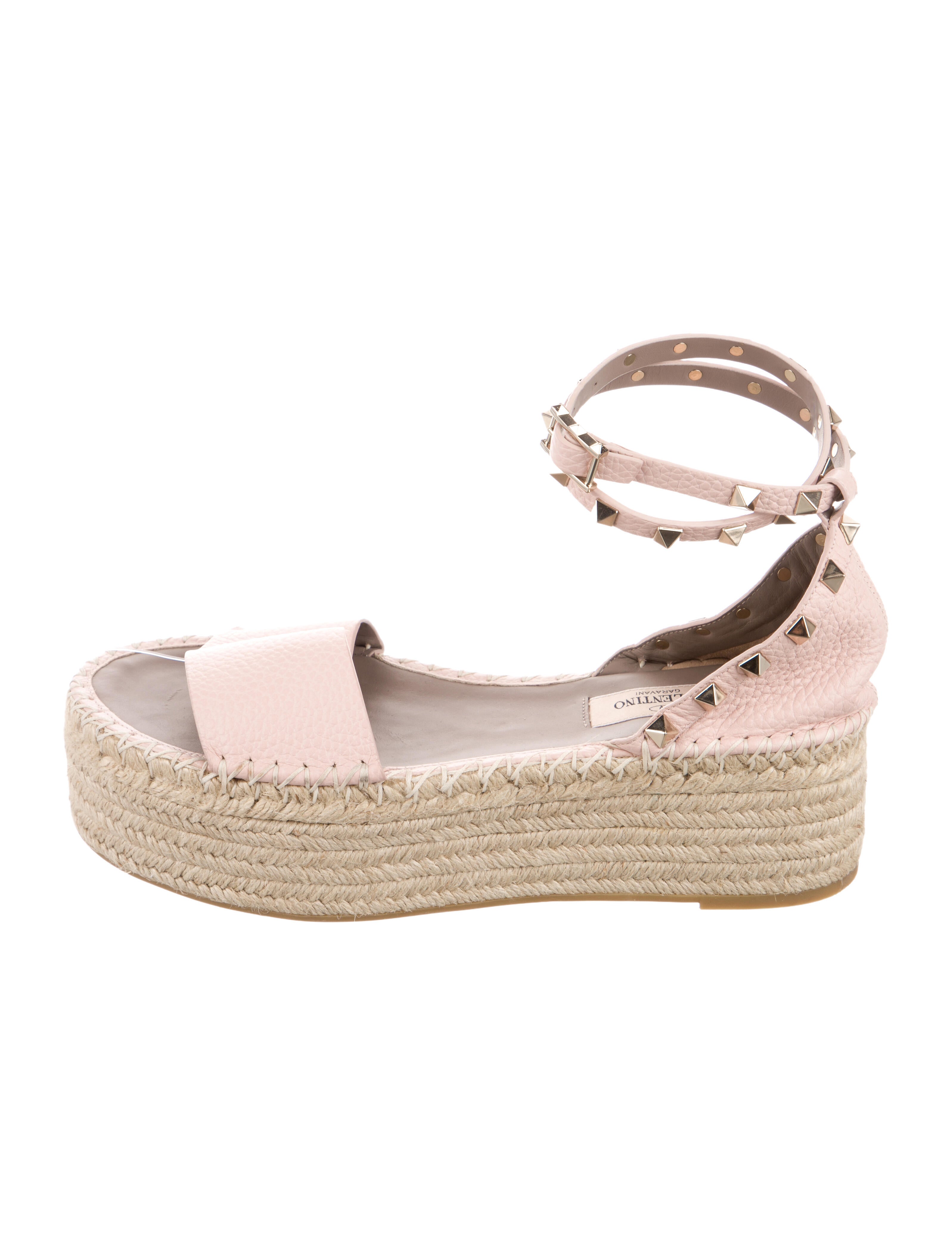 Valentino Rockstud Accents Leather Espadrilles