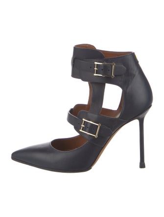 Valentino Rockstud Accents Leather Pumps