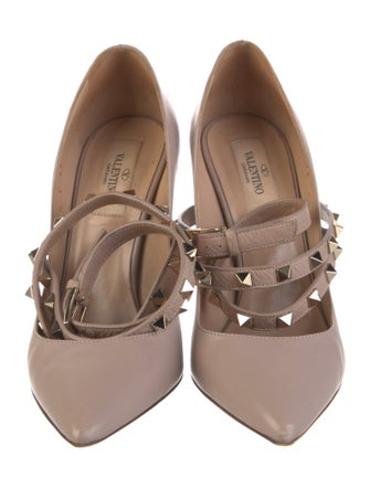 Valentino Rockstud Accents Leather Pumps