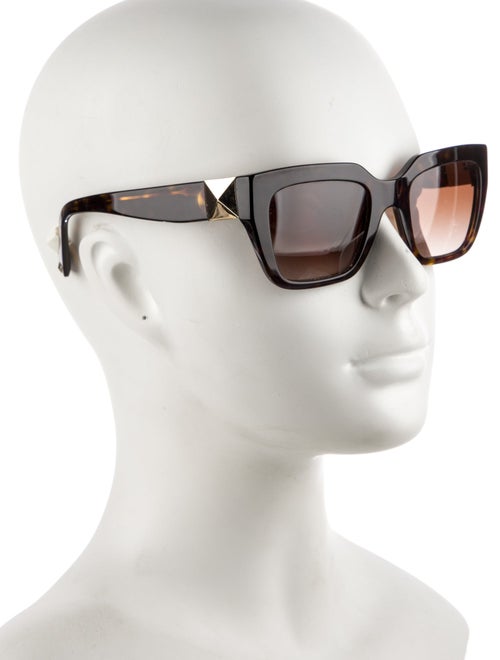 Valentino Rockstud Accents Square Sunglasses