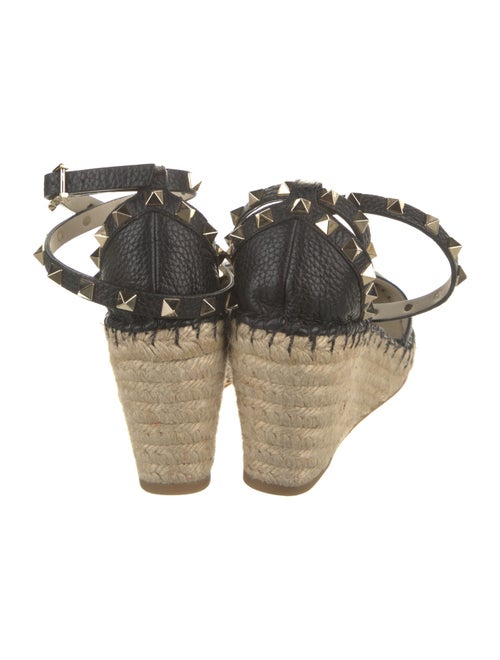 Valentino Rockstud Accents Leather Pumps