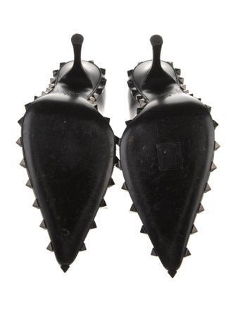 Valentino Rockstud Accents Leather Pumps