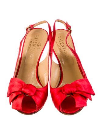Valentino Satin Bow Accents Slingback Pumps