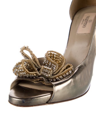 Valentino Leather Bow Accents Sandals