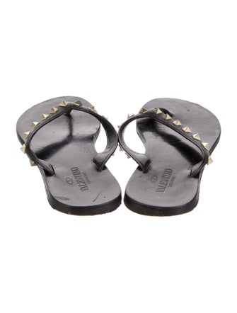 Valentino Rockstud Accents Leather Flip Flops