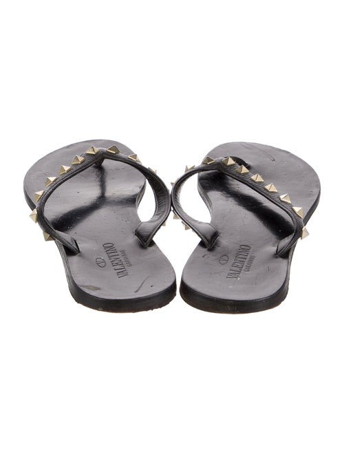 Valentino Rockstud Accents Leather Flip Flops