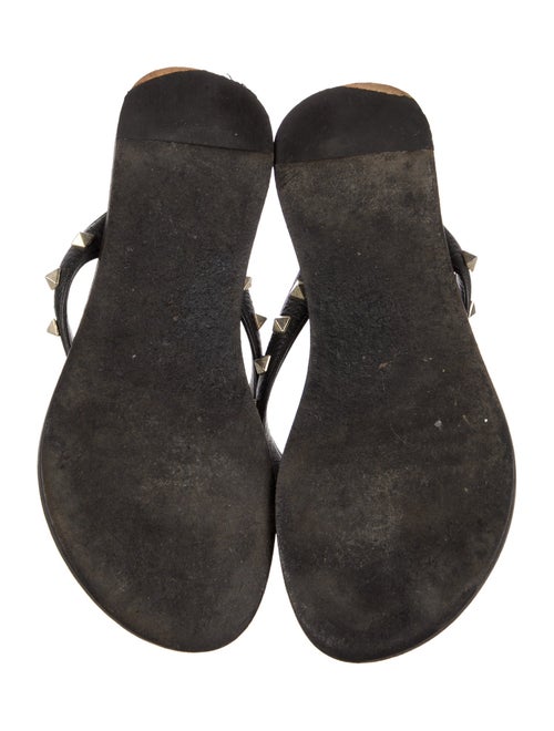 Valentino Rockstud Accents Leather Flip Flops