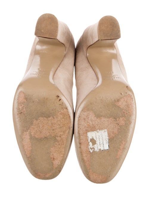 Valentino Suede Pumps