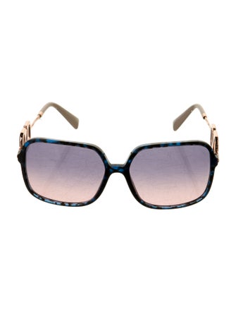 Valentino Rockstud Accents Oversize Sunglasses