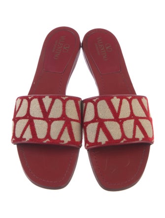 Valentino Vlogo Canvas Slides