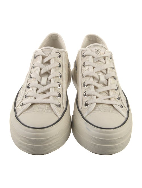 Valentino Sneakers