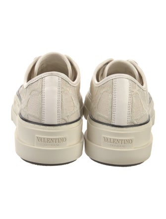 Valentino Sneakers