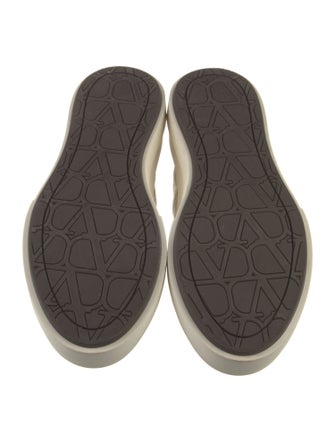 Valentino Sneakers
