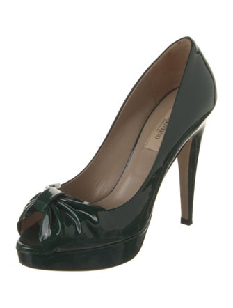 Valentino Patent Leather Bow Accents Pumps