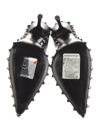 Valentino Rockstud Accents Leather Pumps
