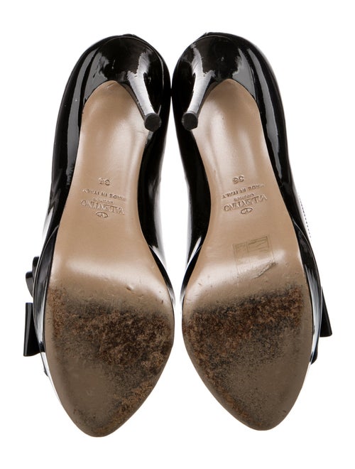 Valentino Patent Leather Bow Accents Pumps