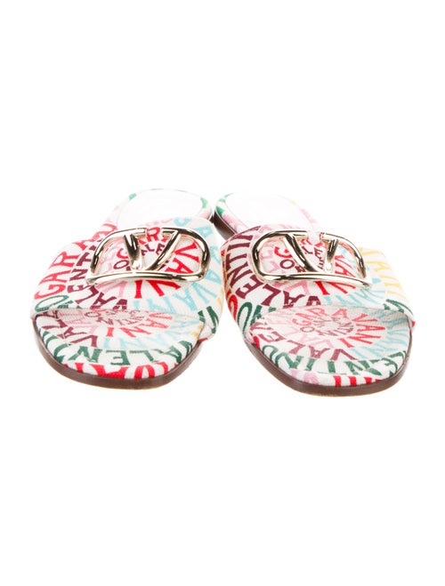 Valentino Canvas Printed Slides