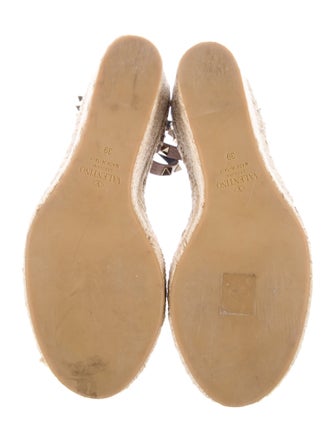 Valentino Rockstud Accents Leather D'Orsay Pumps