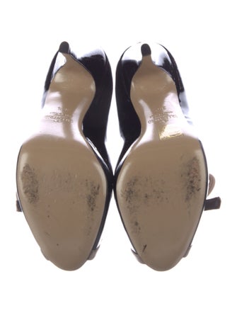 Valentino Patent Leather Bow Accents Pumps