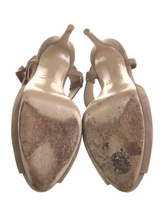 Valentino Rockstud Accents Suede T-Strap Pumps