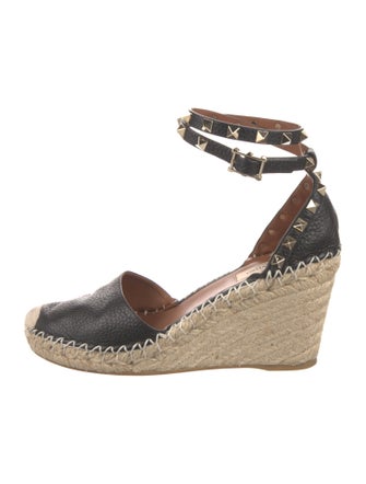 Valentino Rockstud Accents Leather D'Orsay Pumps