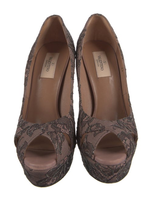 Valentino Lace Lace Pattern Pumps