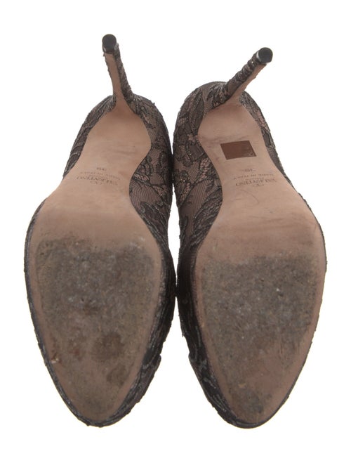 Valentino Lace Lace Pattern Pumps