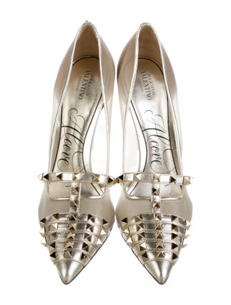 Valentino Rockstud Accents Leather Pumps