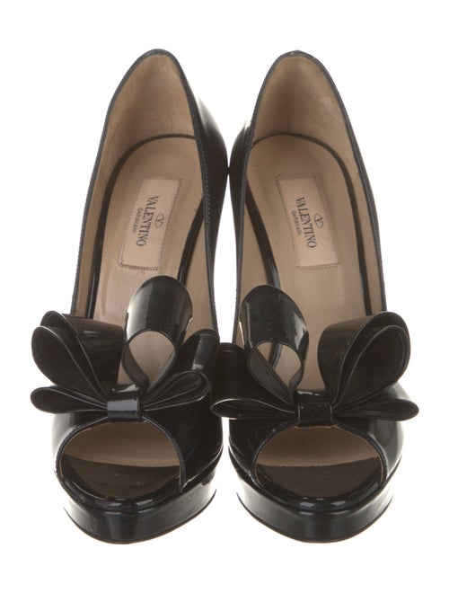 Valentino Patent Leather Bow Accents Slingback Sandals