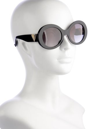 Valentino Rockstud Accents Oversize Sunglasses