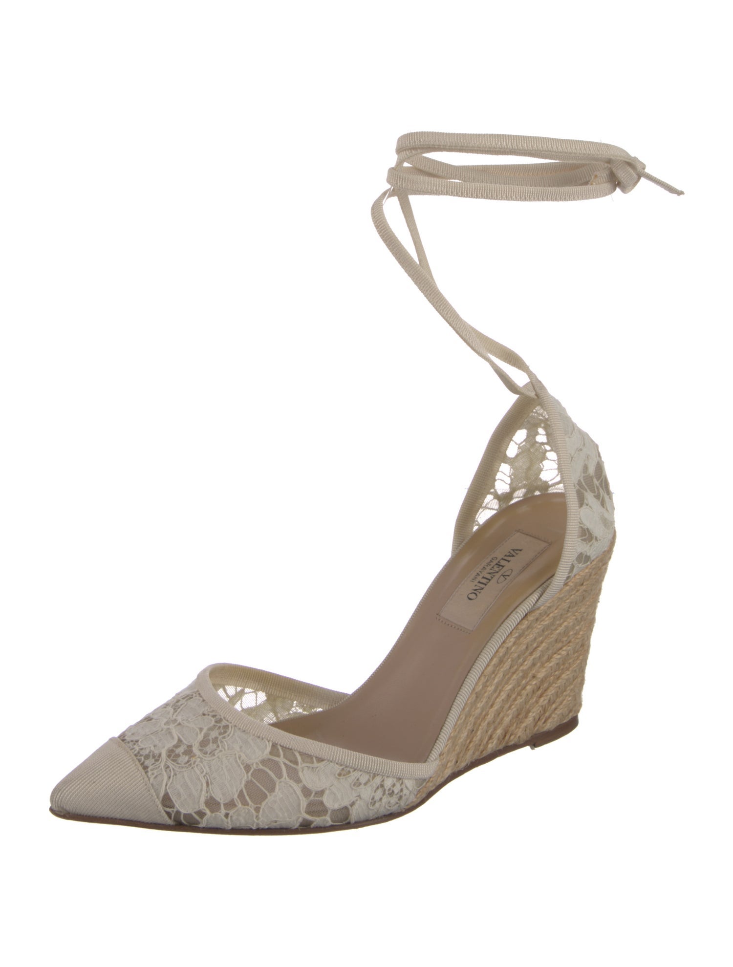 Valentino Lace Lace Pattern D'Orsay Pumps