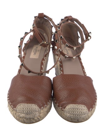 Valentino Rockstud Accents Leather D'Orsay Pumps