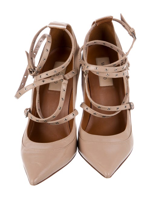 Valentino Rockstud Accents Leather Pumps