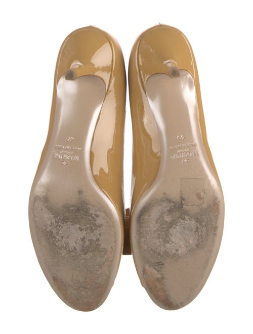 Valentino Vara Bow Accent Patent Leather Pumps