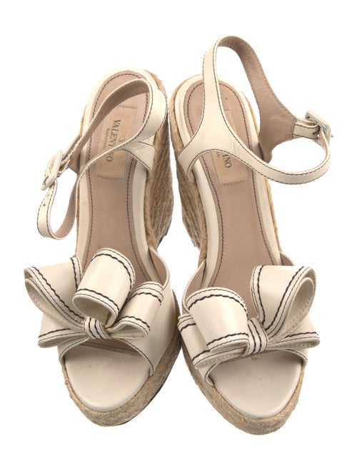 Valentino Leather Bow Accents Slingback Pumps