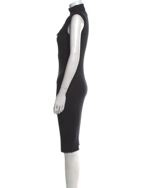 Valentino Virgin Wool Knee-Length Dress