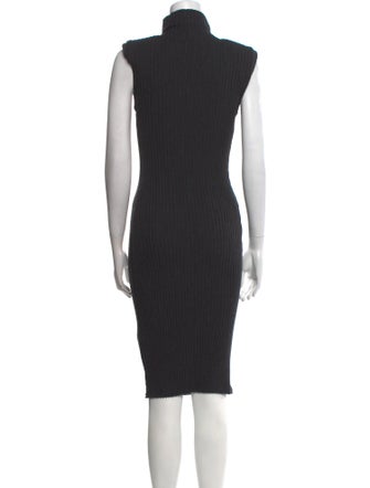 Valentino Virgin Wool Knee-Length Dress