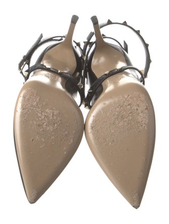 Valentino Rockstud Accents Leather Pumps