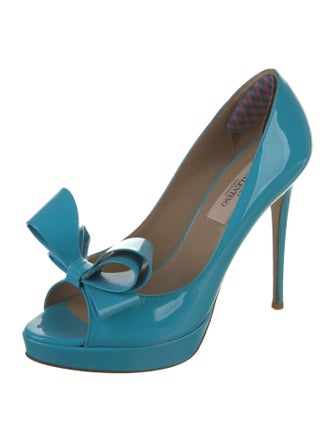 Valentino Patent Leather Bow Accents Pumps